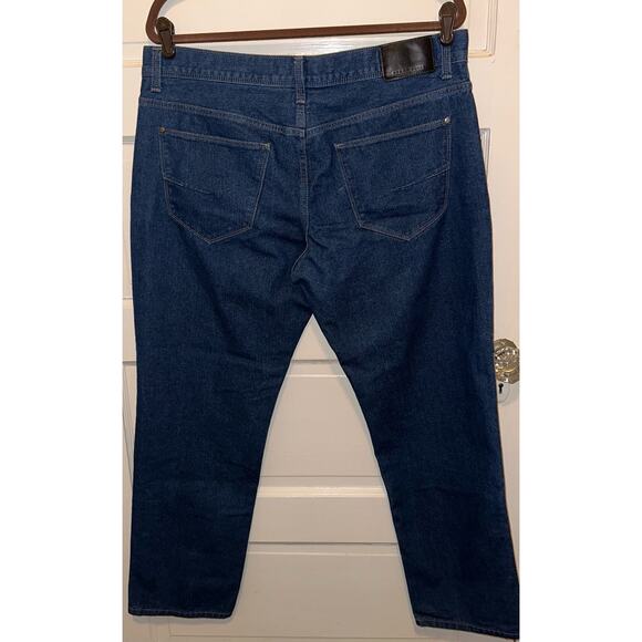 Perry Ellis Mens Jeans Size 38x32 (34x29) Straight Leg Medium Wash - Picture 2 of 10